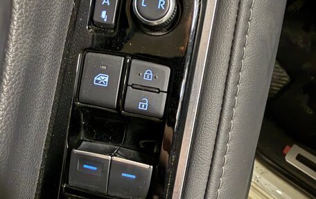 Toyota Land Cruiser, 2022 год, 9 150 000 рублей, 14 фотография