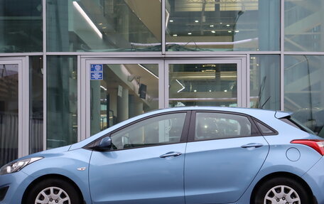 Hyundai i30 II рестайлинг, 2012 год, 850 000 рублей, 2 фотография