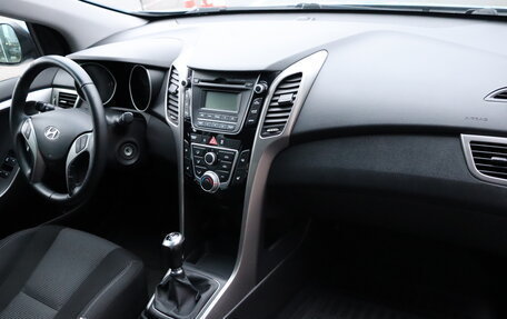 Hyundai i30 II рестайлинг, 2012 год, 850 000 рублей, 11 фотография