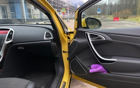 Opel Astra J, 2013 год, 1 080 000 рублей, 20 фотография