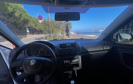 Skoda Fabia II, 2011 год, 585 555 рублей, 13 фотография