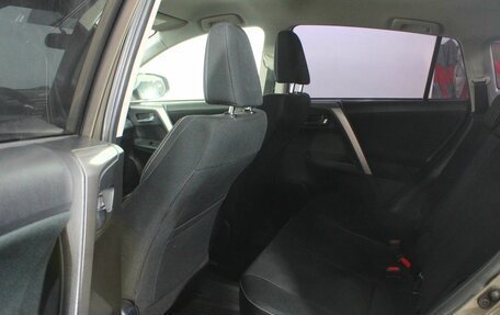 Toyota RAV4, 2015 год, 1 825 000 рублей, 12 фотография