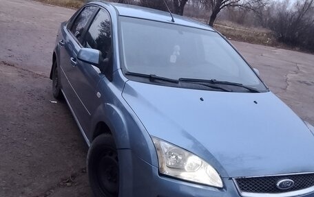 Ford Focus II рестайлинг, 2005 год, 280 000 рублей, 2 фотография