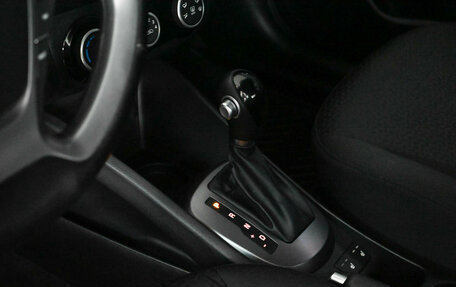 KIA Rio III рестайлинг, 2015 год, 1 295 000 рублей, 13 фотография