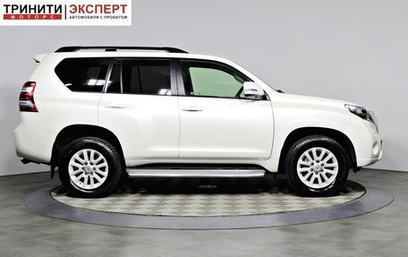 Toyota Land Cruiser Prado 150 рестайлинг 2, 2017 год, 3 697 000 рублей, 4 фотография
