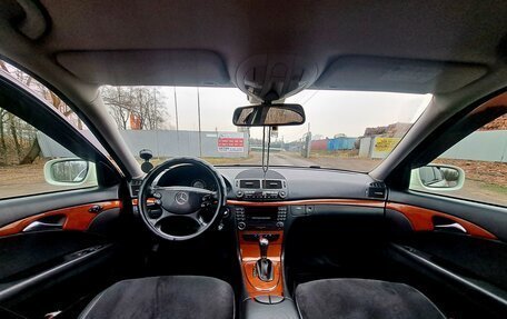 Mercedes-Benz E-Класс, 2008 год, 1 050 000 рублей, 11 фотография