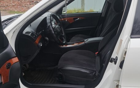 Mercedes-Benz E-Класс, 2008 год, 1 050 000 рублей, 10 фотография