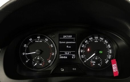 Skoda Rapid I, 2015 год, 950 000 рублей, 14 фотография