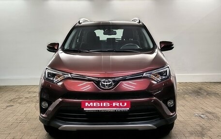 Toyota RAV4, 2017 год, 2 925 000 рублей, 2 фотография