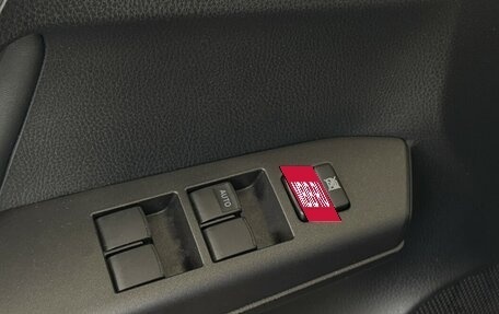 Toyota RAV4, 2017 год, 2 925 000 рублей, 8 фотография