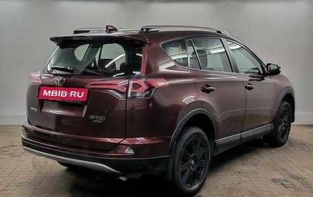Toyota RAV4, 2017 год, 2 925 000 рублей, 4 фотография