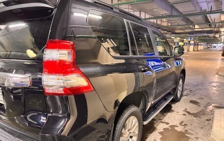 Toyota Land Cruiser Prado 150 рестайлинг 2, 2016 год, 4 782 000 рублей, 4 фотография