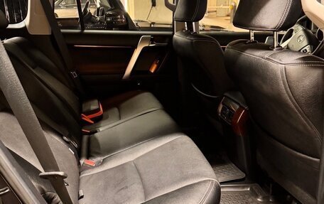 Toyota Land Cruiser Prado 150 рестайлинг 2, 2016 год, 4 782 000 рублей, 10 фотография