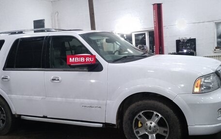 Lincoln Navigator, 2004 год, 1 500 000 рублей, 3 фотография