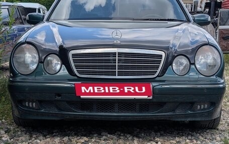 Mercedes-Benz E-Класс, 2000 год, 800 000 рублей, 7 фотография