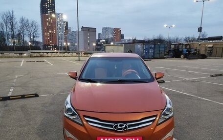 Hyundai Solaris II рестайлинг, 2015 год, 869 000 рублей, 11 фотография