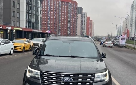Ford Explorer VI, 2017 год, 2 490 000 рублей, 5 фотография