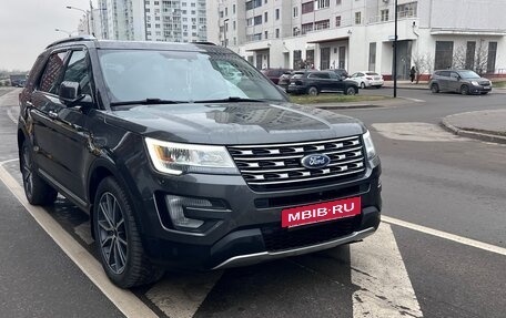 Ford Explorer VI, 2017 год, 2 490 000 рублей, 4 фотография
