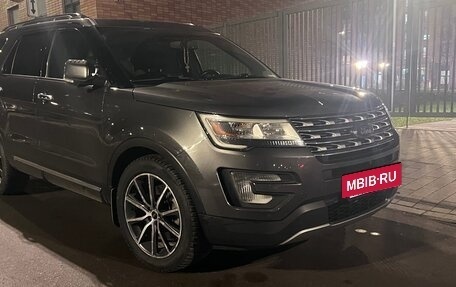 Ford Explorer VI, 2017 год, 2 490 000 рублей, 9 фотография