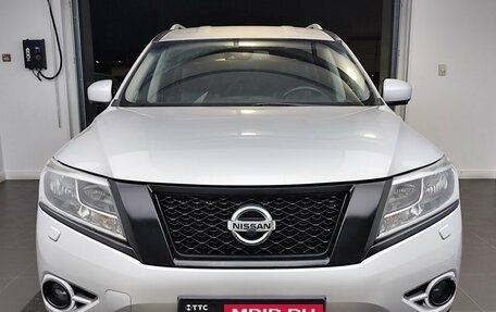 Nissan Pathfinder, 2014 год, 1 499 000 рублей, 2 фотография