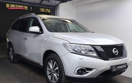 Nissan Pathfinder, 2014 год, 1 499 000 рублей, 3 фотография