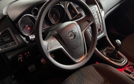 Opel Astra J, 2014 год, 755 000 рублей, 10 фотография