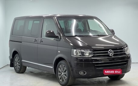 Volkswagen Multivan T5, 2010 год, 2 000 000 рублей, 1 фотография