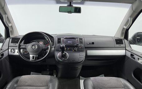 Volkswagen Multivan T5, 2010 год, 2 000 000 рублей, 5 фотография