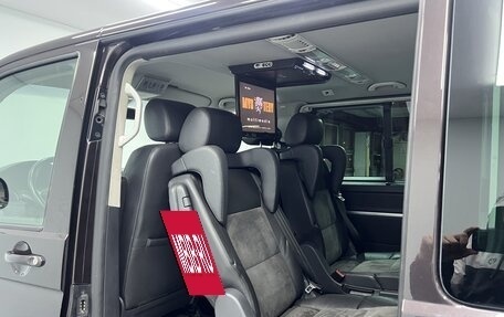 Volkswagen Multivan T5, 2010 год, 2 000 000 рублей, 14 фотография