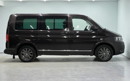 Volkswagen Multivan T5, 2010 год, 2 000 000 рублей, 27 фотография