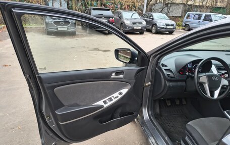 Hyundai Solaris II рестайлинг, 2011 год, 595 000 рублей, 20 фотография