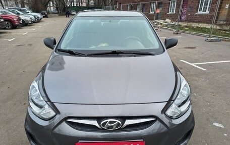 Hyundai Solaris II рестайлинг, 2011 год, 595 000 рублей, 13 фотография