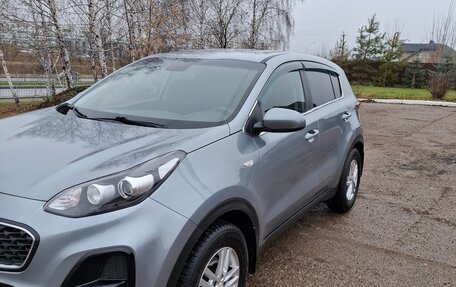 KIA Sportage IV рестайлинг, 2019 год, 1 950 000 рублей, 6 фотография