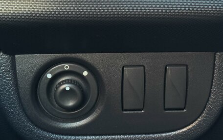 Renault Sandero II рестайлинг, 2015 год, 1 079 000 рублей, 13 фотография