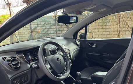 Renault Kaptur I рестайлинг, 2016 год, 1 590 000 рублей, 13 фотография