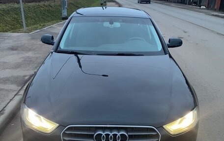 Audi A4, 2014 год, 1 550 000 рублей, 4 фотография