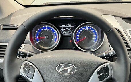 Hyundai Elantra V, 2015 год, 949 000 рублей, 14 фотография