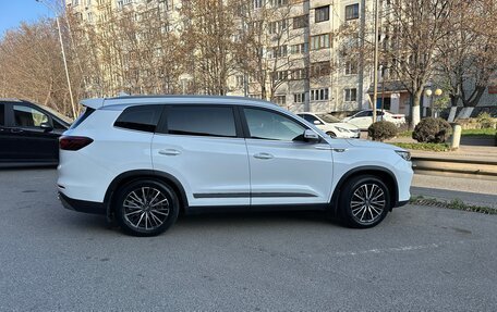 Chery Tiggo 8 Pro, 2021 год, 1 880 000 рублей, 4 фотография