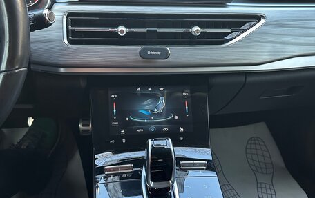 Chery Tiggo 8 Pro, 2021 год, 1 880 000 рублей, 6 фотография