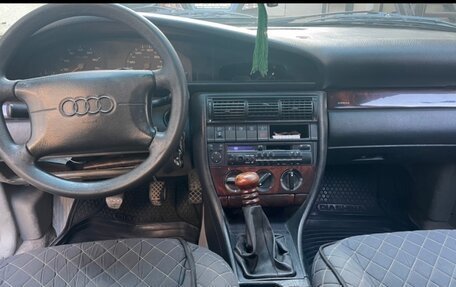 Audi A6, 1994 год, 400 000 рублей, 8 фотография
