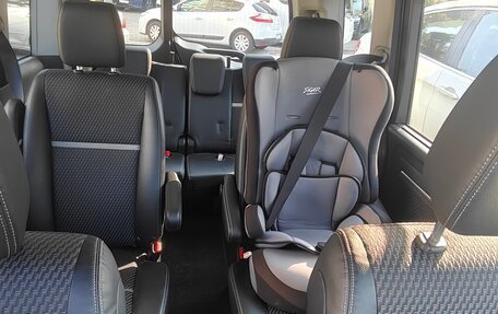 Honda Stepwgn IV, 2016 год, 2 350 000 рублей, 19 фотография