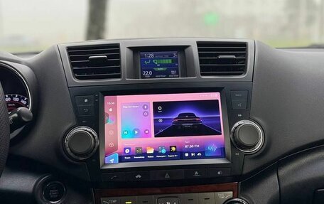 Toyota Highlander III, 2013 год, 2 047 000 рублей, 18 фотография