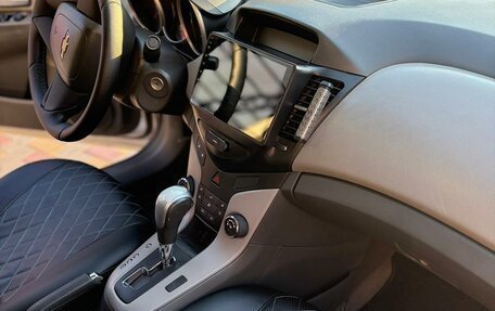 Chevrolet Cruze II, 2010 год, 650 000 рублей, 1 фотография