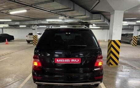 Mercedes-Benz M-Класс, 2010 год, 2 200 000 рублей, 2 фотография