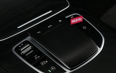 Mercedes-Benz E-Класс, 2020 год, 4 500 000 рублей, 19 фотография