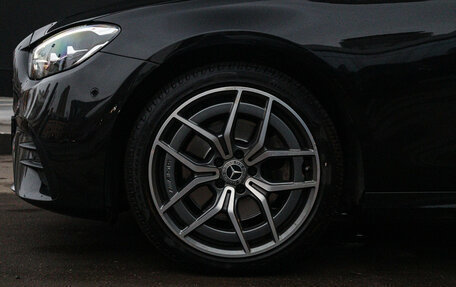 Mercedes-Benz E-Класс, 2020 год, 4 500 000 рублей, 25 фотография