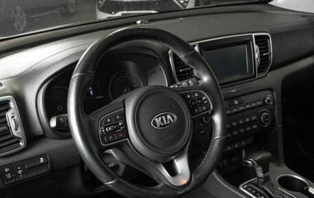 KIA Sportage IV рестайлинг, 2018 год, 2 174 600 рублей, 3 фотография