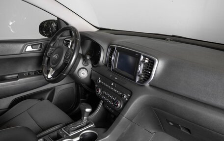 KIA Sportage IV рестайлинг, 2018 год, 2 174 600 рублей, 4 фотография