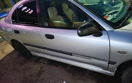 Mitsubishi Carisma I, 2000 год, 300 000 рублей, 6 фотография