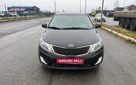 KIA Rio III рестайлинг, 2011 год, 650 000 рублей, 2 фотография